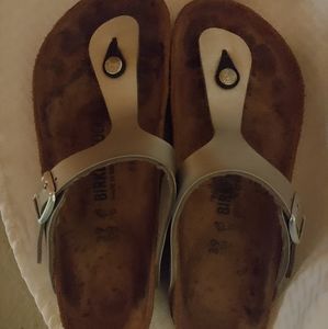 Birkenstock Gizeh sandals